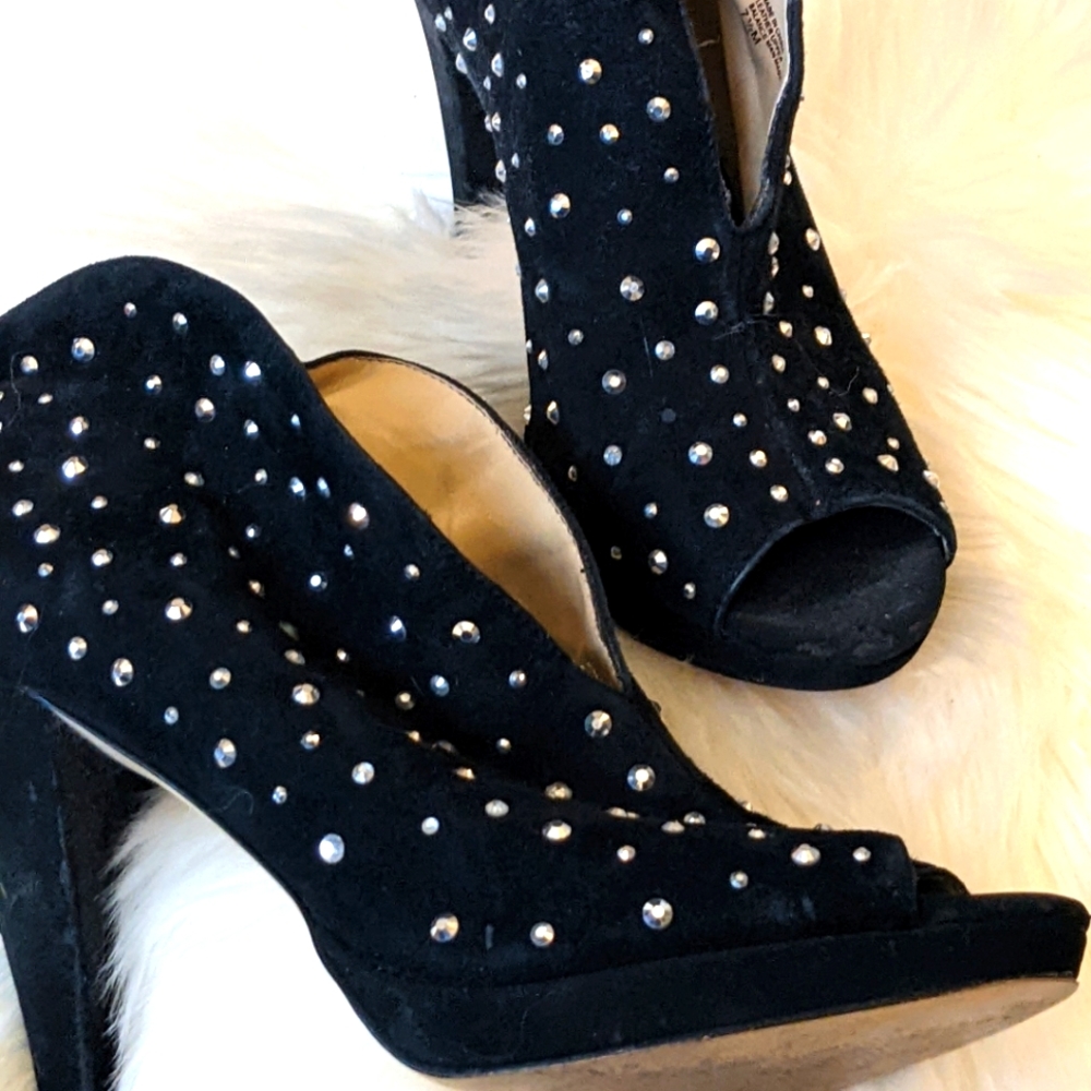 Stuffed Crystal Booties